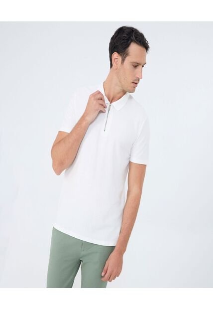 Polo Para Hombre Cuello Tejido Sin Bolsillo Color Crema Marca Ostu #60110730