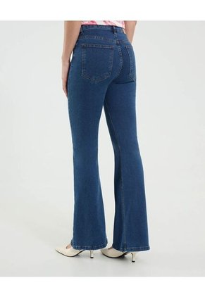 Jean Para Mujer Flare Color Azul Marca Ostu #40160574