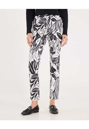 Pantalon Para Mujer Capri Color Negro Marca Ostu #40070525