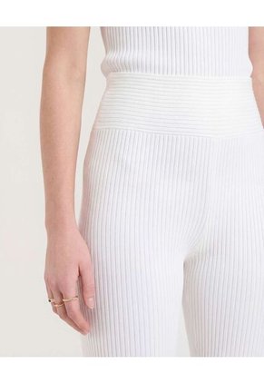 Pantalón  Para Mujer Moda Color Crema Marca Ostu #40070879