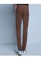 Pantalon Para Hombre Chino Color Café Oscuro Marca Ostu #60070301 de Ostu