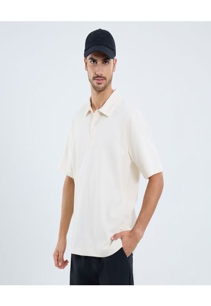 Polo Para Hombre Cuello Maquina Sin Bolsillo Color Crema Marca Ostu #60110783