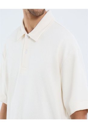 Polo Para Hombre Cuello Maquina Sin Bolsillo Color Crema Marca Ostu #60110783