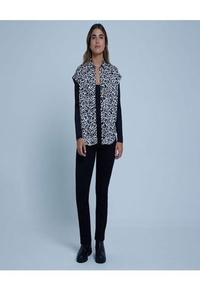 Camisa Para Mujer Manga Corta Color Negro Marca Ostu #40010190