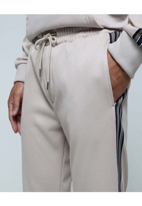 Pantalon Para Hombre Jogger Color Beige Marca Ostu #60070388