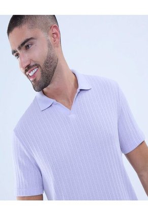 Polo Para Hombre Cuello Tejido Sin Bolsillo Color Lila Marca Ostu #60110697