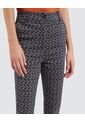 Pantalon Para Mujer Capri Color Negro Marca Ostu #40070373 de Ostu