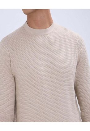 Saco Para Hombre Cuello Redondo Color Beige Marca Ostu #60330046