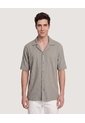 Camisa Texturizada Cuello Resort  Para Hombre Verde Ostu de Ostu