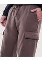 Pantalon Para Hombre Jogger Color Camel Marca Ostu #60070412 de Ostu