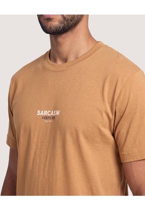 Camiseta Basica Con Screen Para Hombre Mostaza Ostu