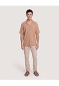 Camisa Texturizada Cuello Resort  Para Hombre Beige Ostu de Ostu
