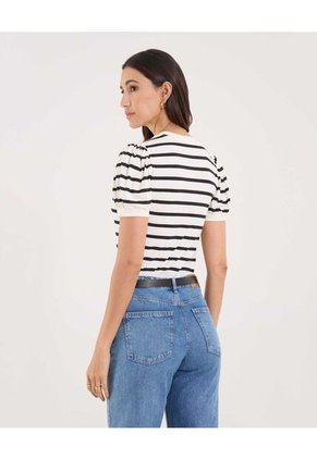 Camiseta Para Mujer Manga Corta Moda Color Crema Marca Ostu #40092599
