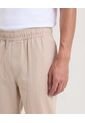 Pantalón  Para Hombre Moda Color Beige Marca Ostu #60070581 de Ostu