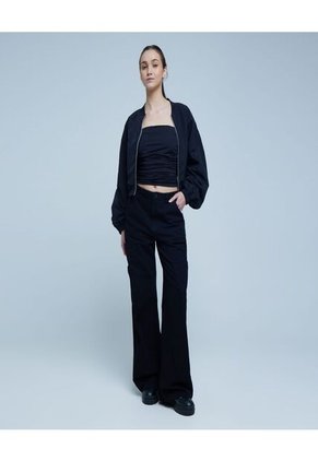 Crop Top Para Mujer Manga Sisa Color Negro Marca Ostu #40092024