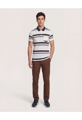 Polo  Para Hombre Cuello Tejido Con Bolsillo Color Crema Marca Ostu #60110832