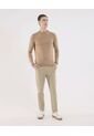 Saco Para Hombre Cuello Redondo Color Beige Marca Ostu #60330041 de Ostu