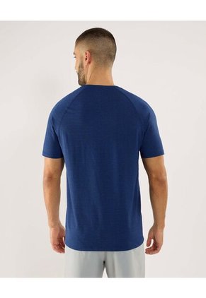Camiseta Para Hombre Manga Corta Cuello Redondo Color Azul Marca Ostu #60091625