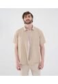 Camisa Para Hombre Manga Corta Con Bolsillo Cuello Casual M Color Beige Marca Ostu #60010819 de Ostu