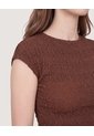 Camiseta Textura Manga Corrida  Para Mujer Café Ostu de Ostu