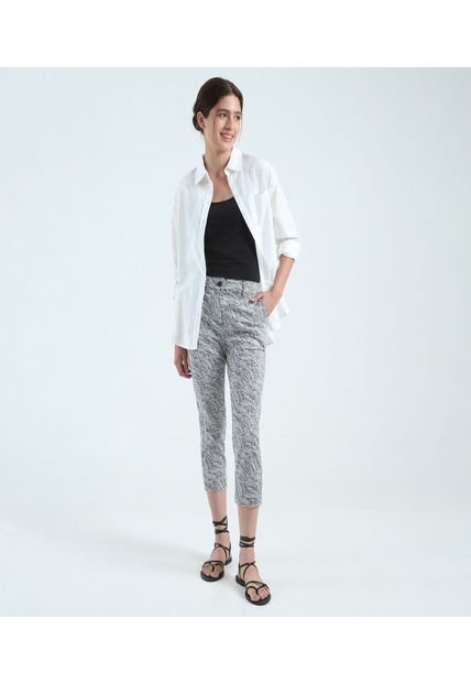 Pantalon Para Mujer Capri Color Negro Marca Ostu #40070528
