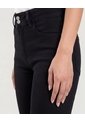 Jean Push Up Dark Fit  Para Mujer Negro Ostu de Ostu