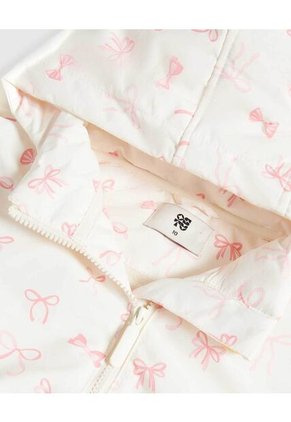 Chaqueta Para Niña Acolchada Color Crema Marca Ostu #90080040