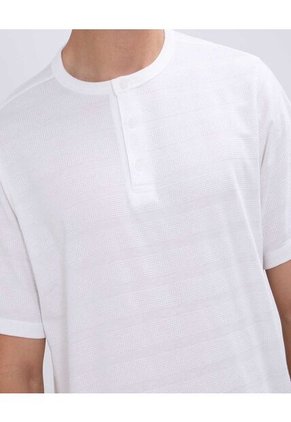 Camiseta Para Hombre Manga Corta Cuello Henley Color Crema Marca Ostu #60091534