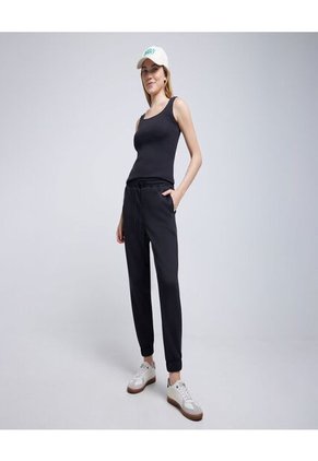 Camiseta Para Mujer Manga Sisa Color Negro Marca Ostu #40092154