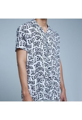 Camisa Para Hombre Manga Corta Sin Bolsillo Color Negro Marca Ostu #60010654