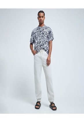 Jean Para Hombre Jogger Color Crudo Marca Ostu #60160292