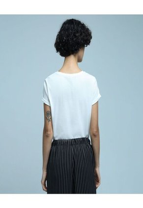 Camiseta Para Mujer Manga Corta Color Blanco Marca Ostu #40092004