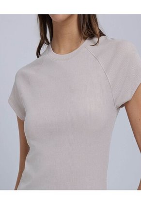 Camiseta Para Mujer Manga Corta Color Beige Marca Ostu #40092140