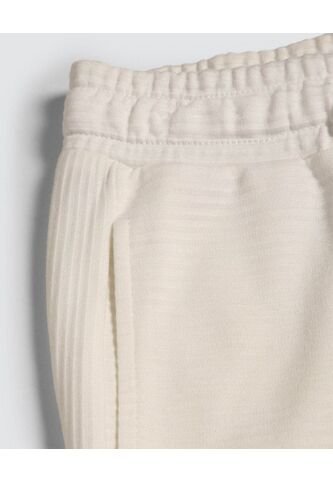 Pantalon Para Niño Jogger Color Crema Marca Ostu #80070067 Ostu