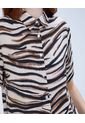 Camisa Para Mujer Manga Corta Color Beige Marca Ostu #40010265 de Ostu