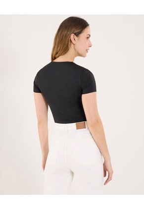 Camiseta Para Mujer Manga Corta Cuello V Color Negro Marca Ostu #40092682