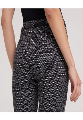 Pantalon Para Mujer Chino Color Negro Marca Ostu #40070386