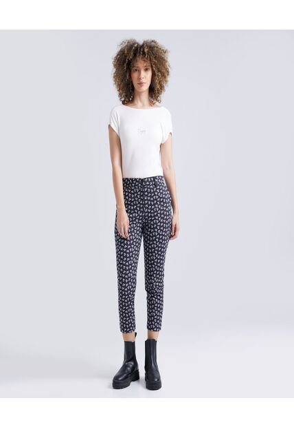 Pantalon Para Mujer Capri Color Negro Marca Ostu #40070464