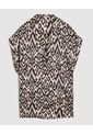 Blusa Para Mujer Manga Corta Color Negro Marca Ostu #40121052 de Ostu