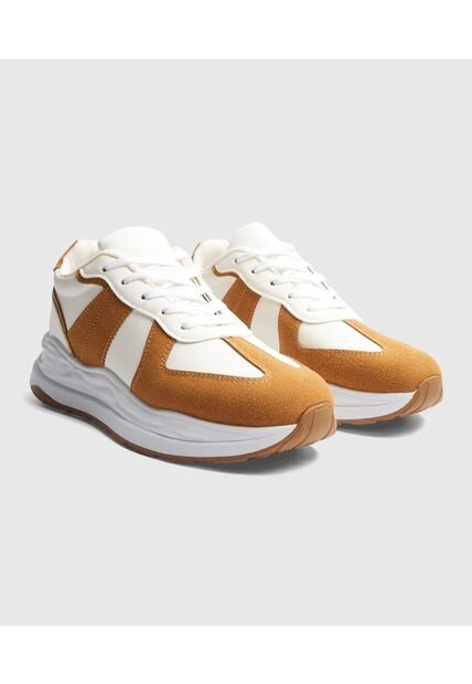 Tenis Para Mujer Casual Color Beige Marca Ostu #40720173