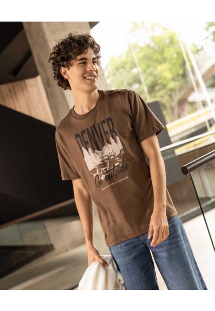 Camiseta Screen Regular  Para Hombre Café Ostu