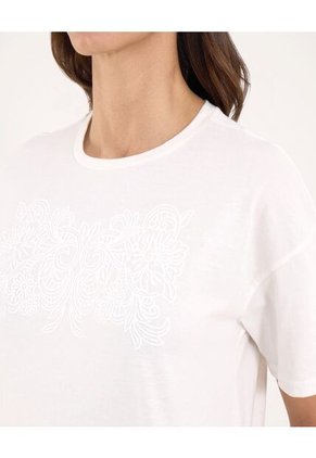 Camiseta Para Mujer Manga Corta Cuello Redondo Color Crema Marca Ostu #40092685