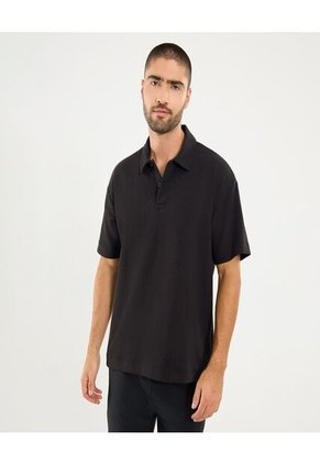 Polo Para Hombre Cuello Maquina Sin Bolsillo Color Negro Marca Ostu #60110782