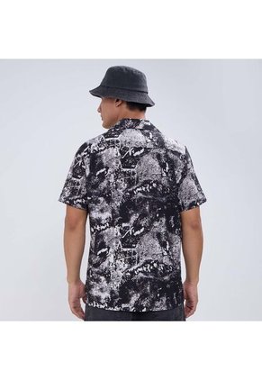 Camisa Para Hombre Manga Corta Sin Bolsillo Color Negro Marca Ostu #60010765