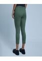 Pantalon Para Mujer Capri Color Verde  Marca Ostu #40070560 de Ostu