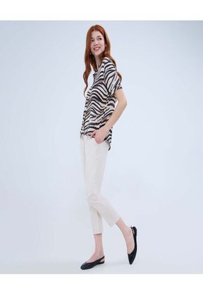 Camisa Para Mujer Manga Corta Color Beige Marca Ostu #40010265