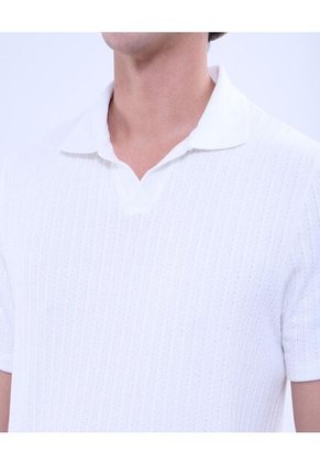 Polo Para Hombre Cuello Tejido Sin Bolsillo Color Crema Marca Ostu #60110696