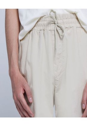 Pantalon Para Hombre Jogger Color Beige Marca Ostu #60070336