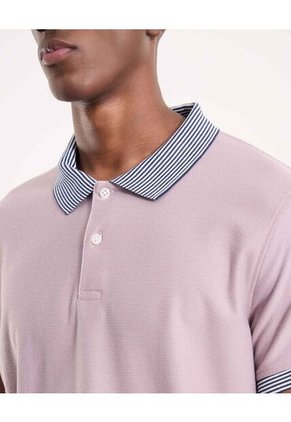 Polo Para Hombre Cuello Tejido Sin Bolsillo Color Uva Marca Ostu #60110808