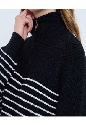 Saco Para Mujer Cuello Alto O Cuello Tortuga Color Negro Marca Ostu #40330091